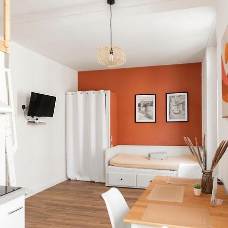 Montsejour - Studio Climatise Entre Gare & Cite Carcassone Exterior photo