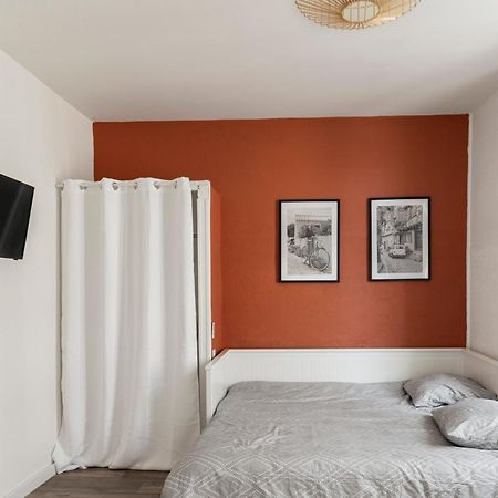 Montsejour - Studio Climatise Entre Gare & Cite Carcassone Exterior photo