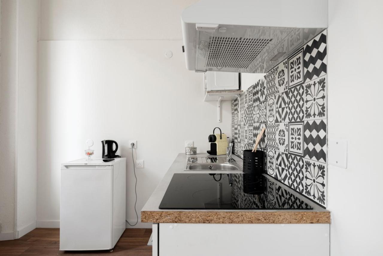 Montsejour - Studio Climatise Entre Gare & Cite Carcassone Exterior photo